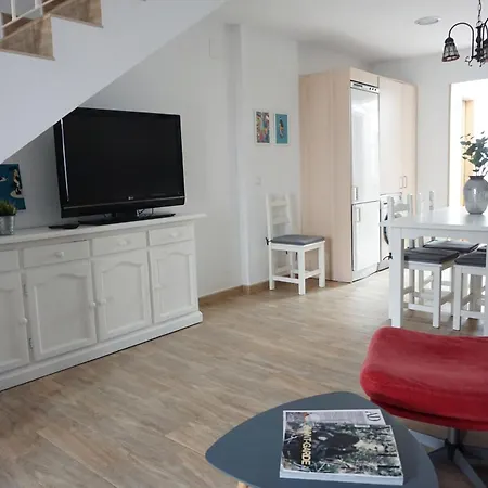 Apartamento Adosado En Playa De La Barrosa, Casa Carlota *
